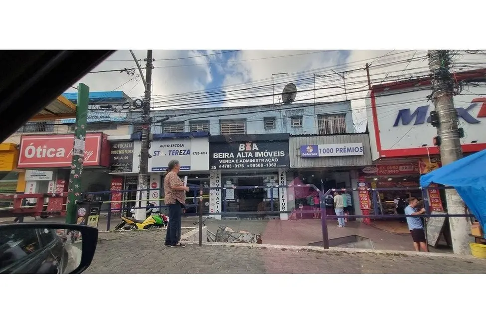 Foto 1 de Sala Comercial à venda, 525m2 em Vila Olinda, Embu Das Artes - SP