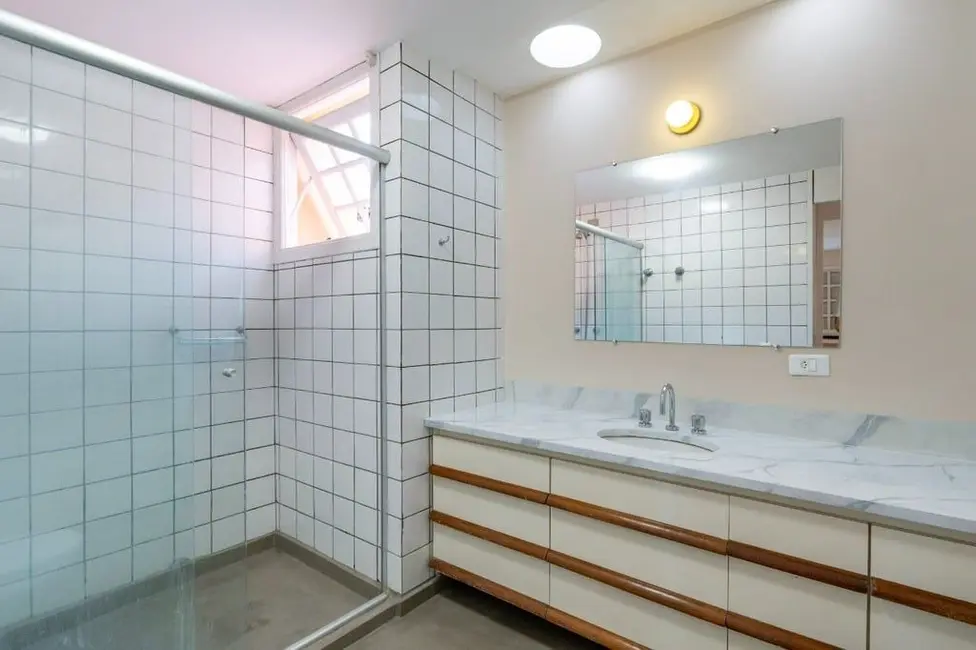 Casa de Condomínio com 5 quartos à venda, 380m2 em Granja Viana, Cotia - SP - imagem 4 Foto 4 de Casa de Condomínio com 5 quartos à venda, 380m2 em Granja Viana, Cotia - SP