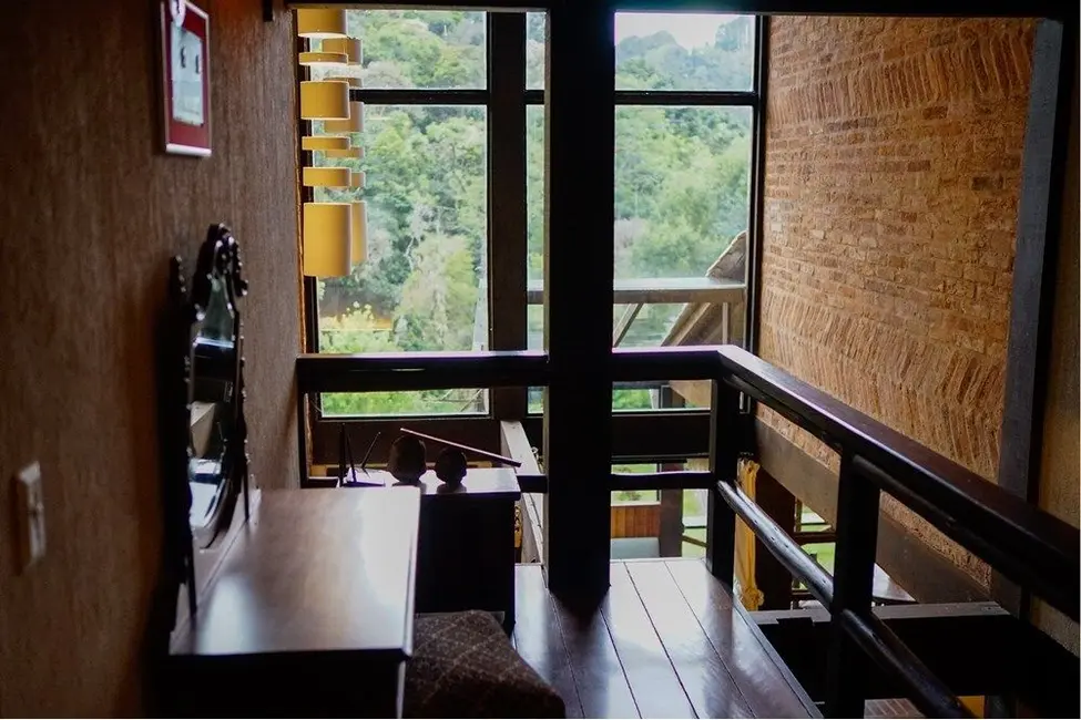 Casa de Condomínio com 4 quartos à venda, 630m2 em Campos Do Jordao - SP - imagem 6 Foto 6 de Casa de Condomínio com 4 quartos à venda, 630m2 em Campos Do Jordao - SP