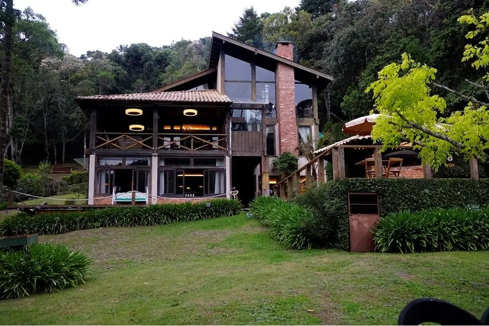 Foto 1 de Casa de Condomínio com 4 quartos à venda, 630m2 em Campos Do Jordao - SP