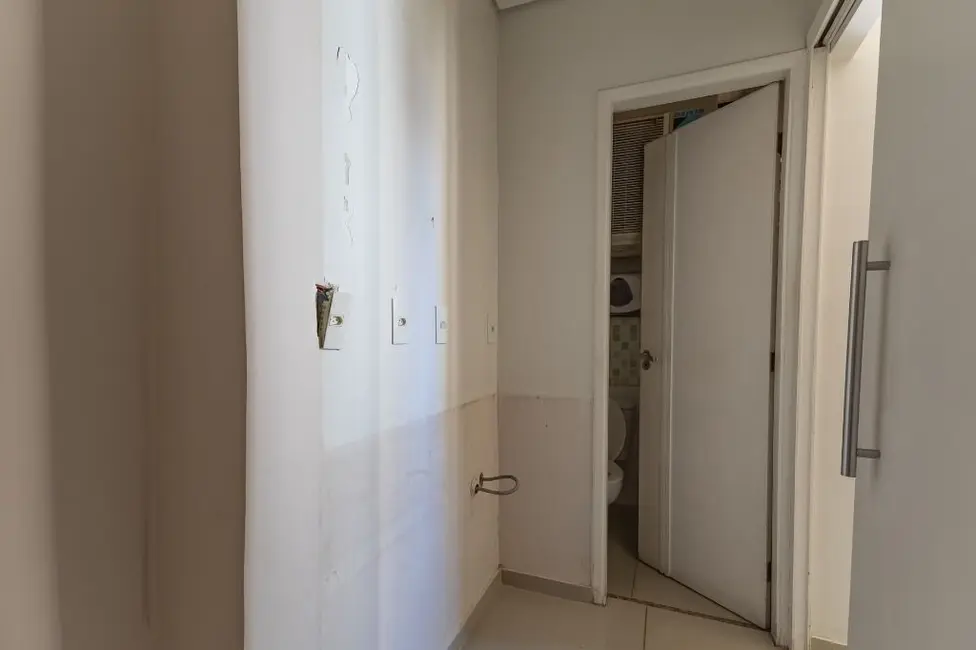 Sala Comercial para alugar, 35m2 em Paraíso, São Paulo - SP - imagem 9 Foto 9 de Sala Comercial para alugar, 35m2 em Paraíso, São Paulo - SP