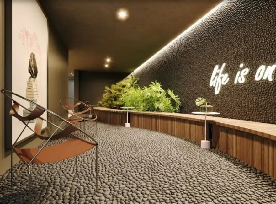 Kitnet com 1 quarto à venda, 26m2 em Moema, São Paulo - SP - imagem 2 Foto 2 de Kitnet com 1 quarto à venda, 26m2 em Moema, São Paulo - SP