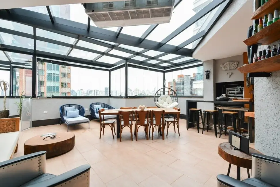 Cobertura com 5 quartos à venda, 405m2 em Moema, São Paulo - SP - imagem 8 Foto 8 de Cobertura com 5 quartos à venda, 405m2 em Moema, São Paulo - SP