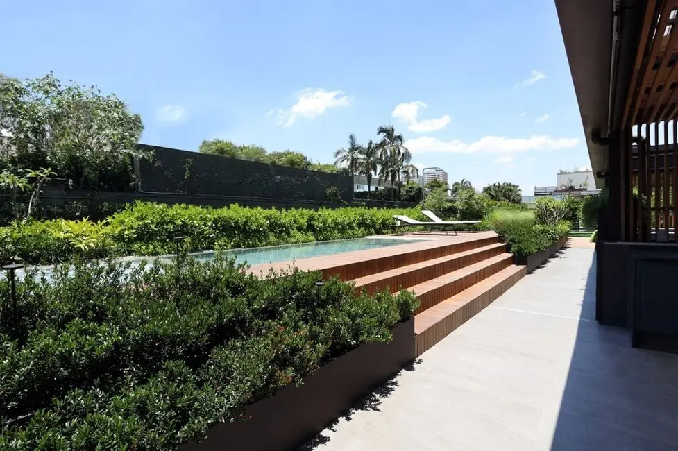 Cobertura com 3 quartos à venda, 925m2 em Alto de Pinheiros, São Paulo - SP - imagem 2 Foto 2 de Cobertura com 3 quartos à venda, 925m2 em Alto de Pinheiros, São Paulo - SP