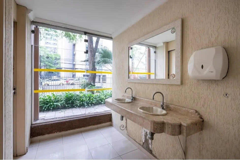Foto 2 de Apartamento com 2 quartos à venda, 74m2 em Cidade Monções, São Paulo - SP