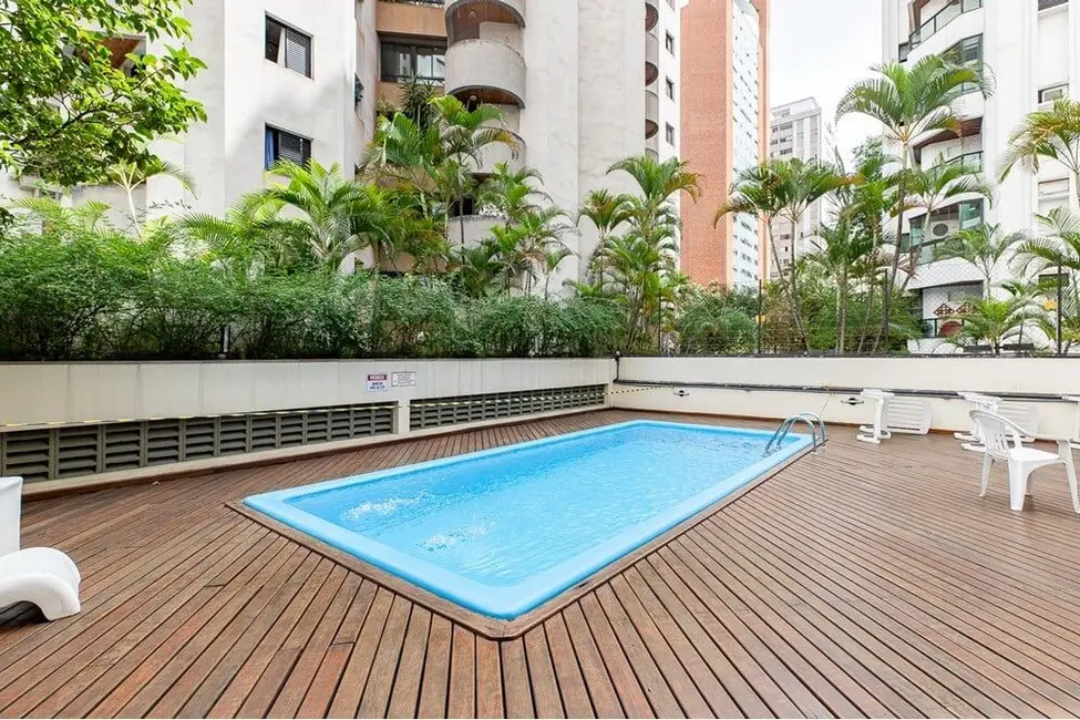 Foto 2 de Apartamento com 2 quartos à venda, 57m2 em Moema, São Paulo - SP