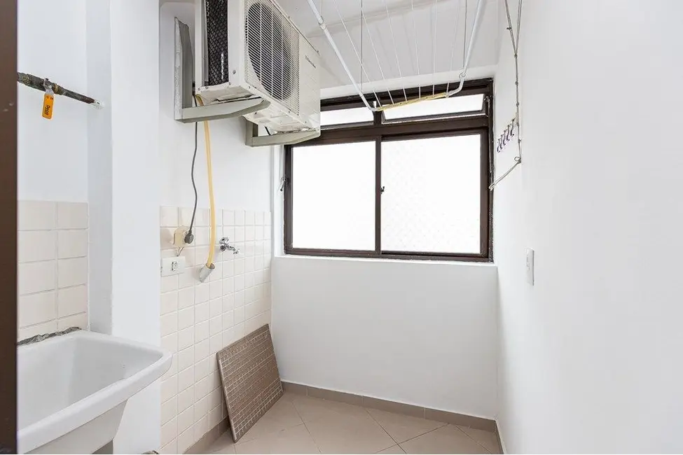 Foto 3 de Apartamento com 2 quartos à venda, 57m2 em Moema, São Paulo - SP