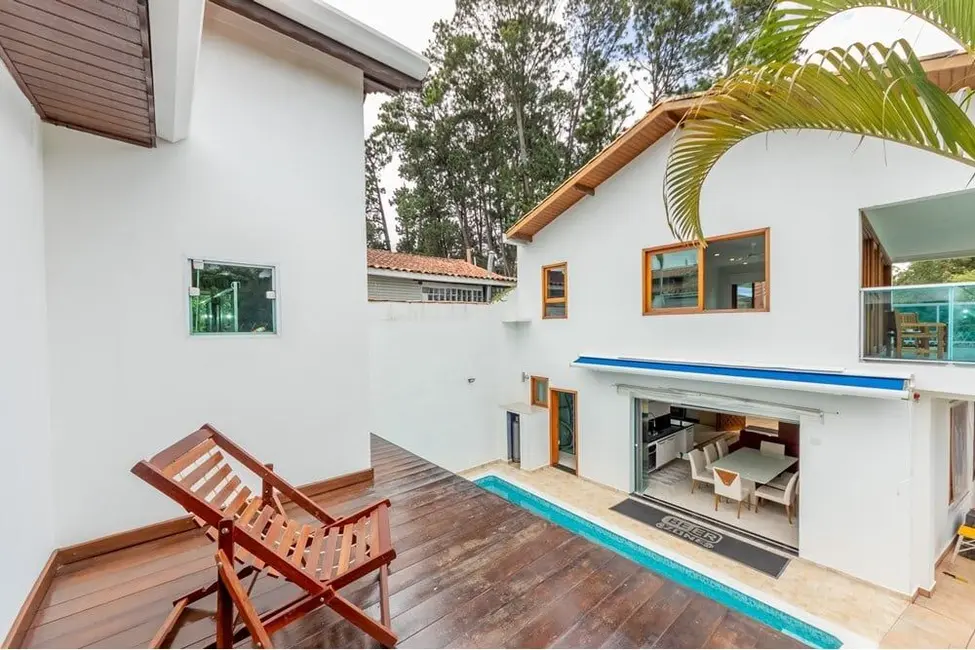 Foto 5 de Casa de Condomínio com 3 quartos à venda, 247m2 em Guarapiranga, São Paulo - SP