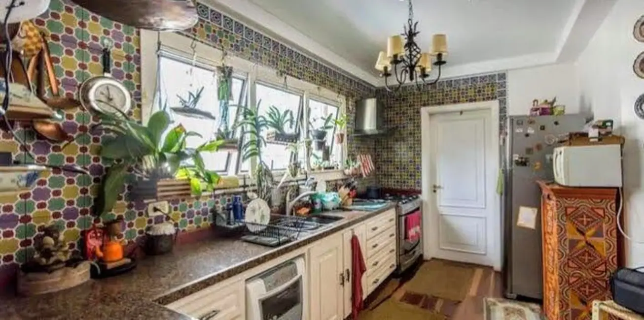 Apartamento com 4 quartos à venda, 238m2 em Vila Suzana, São Paulo - SP - imagem 8 Foto 8 de Apartamento com 4 quartos à venda, 238m2 em Vila Suzana, São Paulo - SP