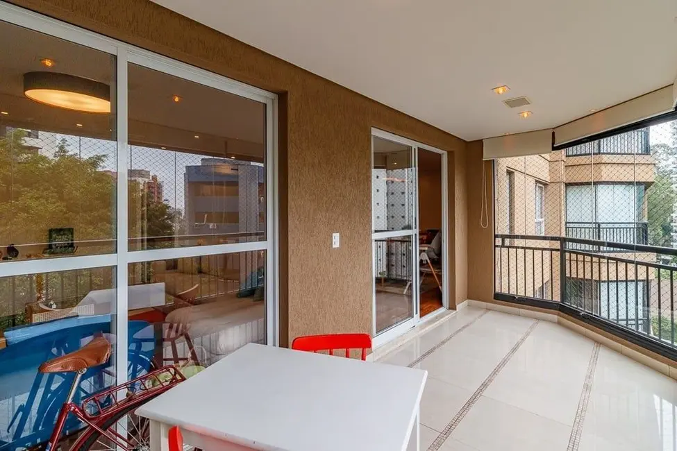 Foto 5 de Apartamento com 3 quartos à venda, 137m2 em Vila Suzana, São Paulo - SP