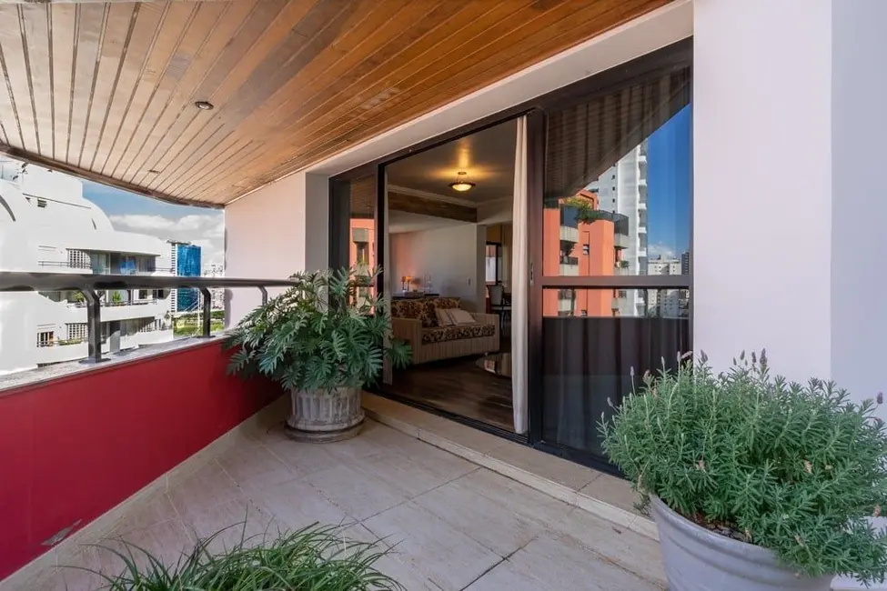Apartamento com 4 quartos à venda, 238m2 em Real Parque, São Paulo - SP - imagem 4 Foto 4 de Apartamento com 4 quartos à venda, 238m2 em Real Parque, São Paulo - SP