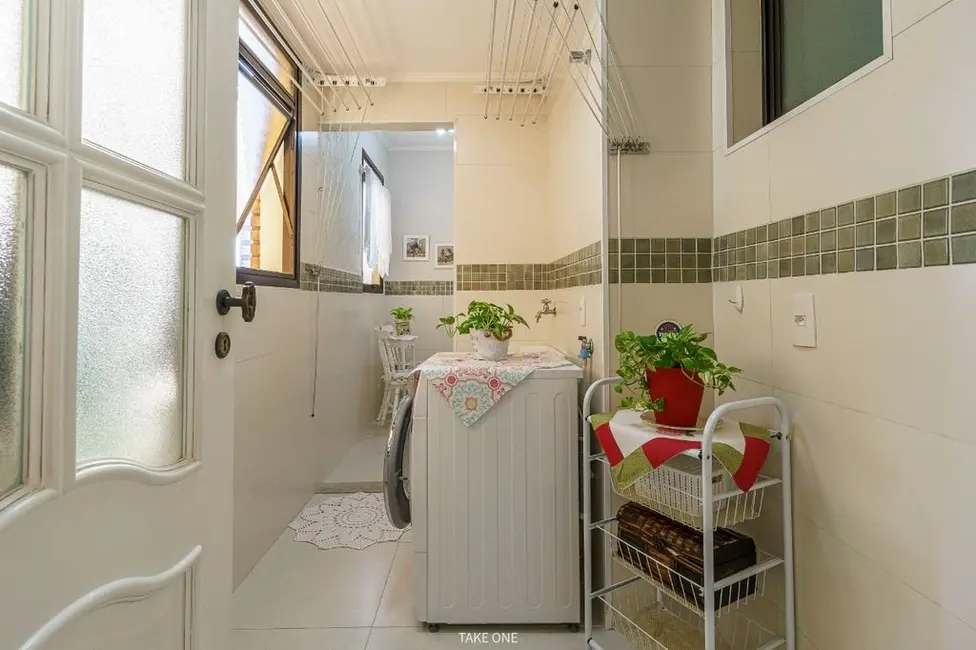 Apartamento com 3 quartos à venda, 102m2 em Cambuí, Campinas - SP - imagem 9 Foto 9 de Apartamento com 3 quartos à venda, 102m2 em Cambuí, Campinas - SP