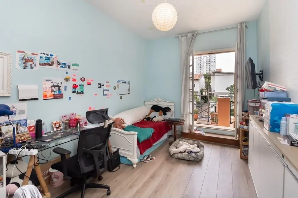 Foto 2 de Casa de Condomínio com 4 quartos à venda, 300m2 em Moema, São Paulo - SP