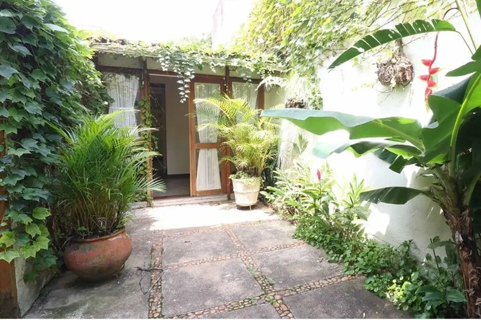 Casa de Condomínio com 3 quartos à venda, 216m2 em Jardim Paulista, São Paulo - SP - imagem 2 Foto 2 de Casa de Condomínio com 3 quartos à venda, 216m2 em Jardim Paulista, São Paulo - SP