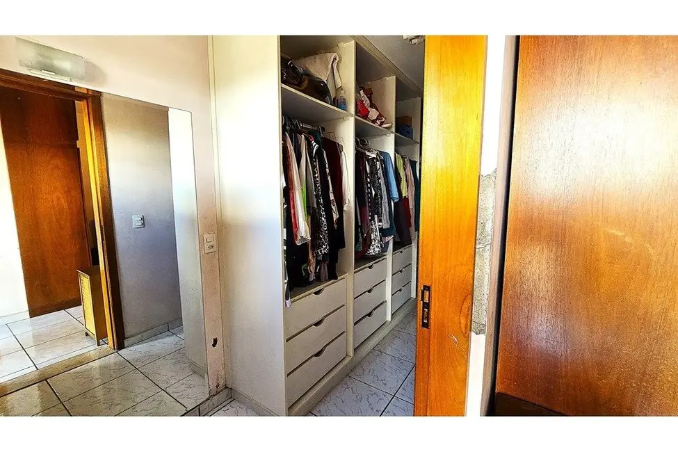 Foto 4 de Casa de Condomínio com 4 quartos à venda, 210m2 em Vila Romana, São Paulo - SP