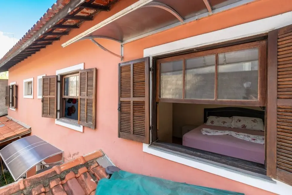 Foto 2 de Casa de Condomínio com 3 quartos à venda, 106m2 em Jardim Três Marias, Taboao Da Serra - SP