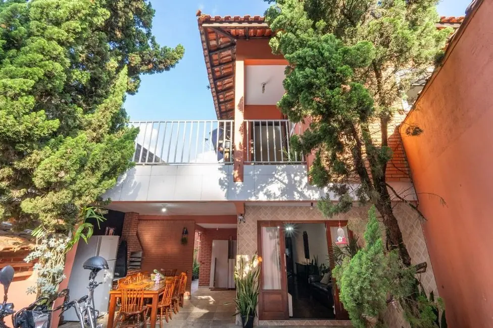 Foto 1 de Casa de Condomínio com 3 quartos à venda, 106m2 em Jardim Três Marias, Taboao Da Serra - SP