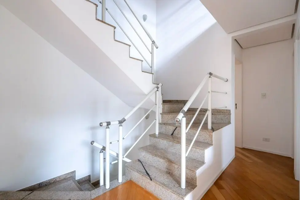 Foto 2 de Casa de Condomínio com 5 quartos à venda, 424220m2 em Jardim Petrópolis, São Paulo - SP