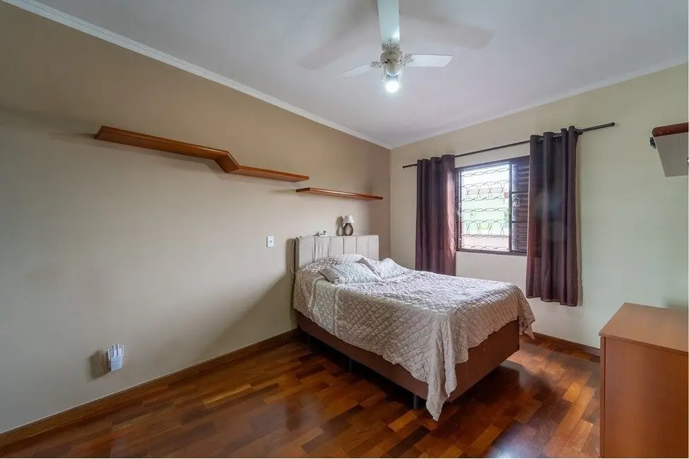 Foto 3 de Casa de Condomínio com 4 quartos à venda, 277m2 em Jardim América, Jundiai - SP