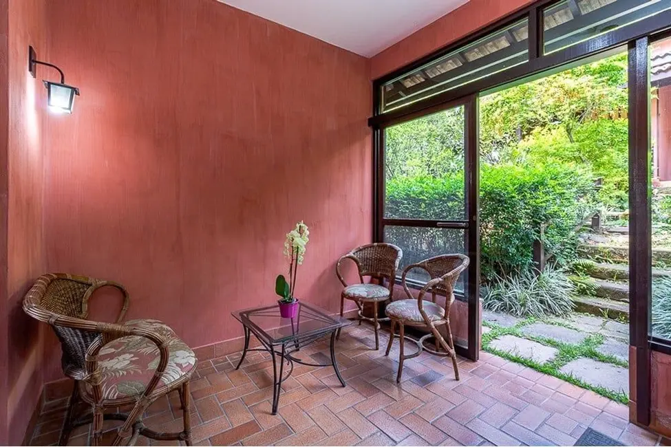 Foto 9 de Casa de Condomínio com 4 quartos à venda, 291m2 em Jardim Indaiá, Embu Das Artes - SP