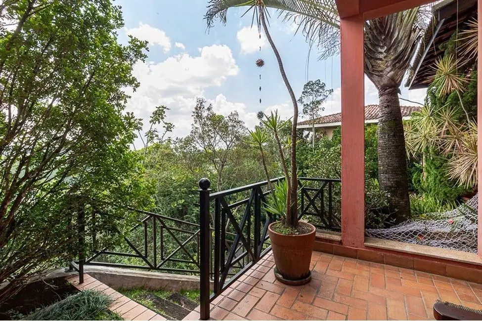 Foto 5 de Casa de Condomínio com 4 quartos à venda, 291m2 em Jardim Indaiá, Embu Das Artes - SP