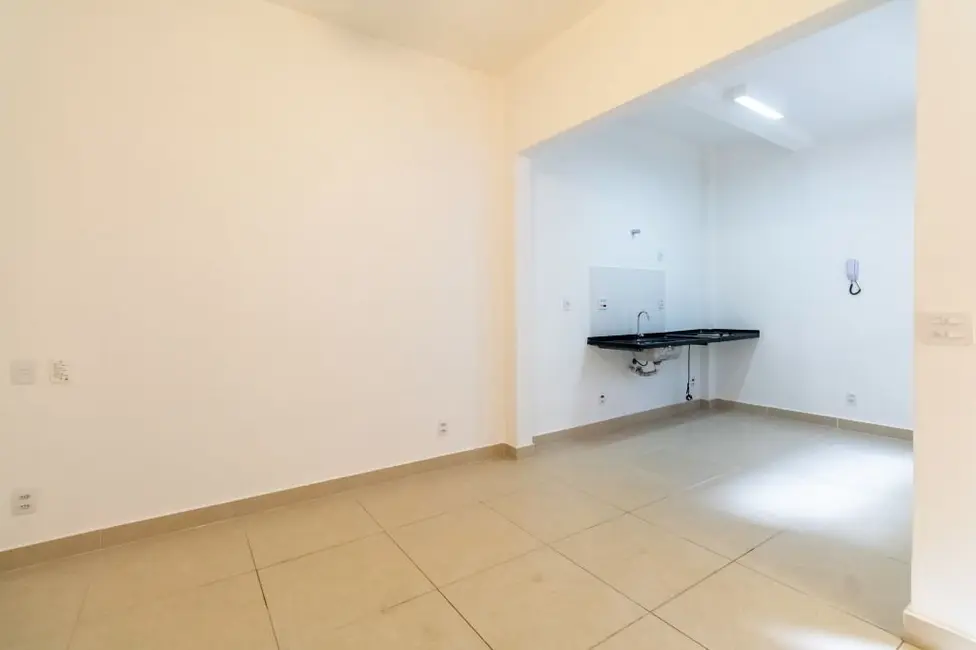 Foto 4 de Kitnet com 1 quarto para alugar, 32m2 em Brás, São Paulo - SP