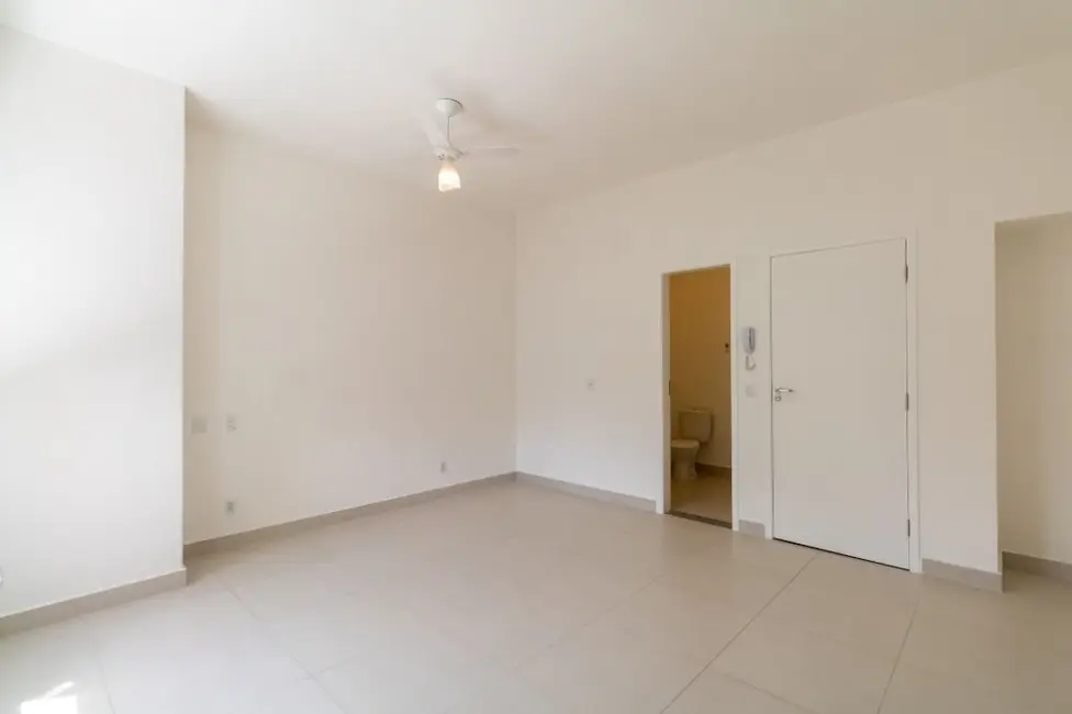 Kitnet com 1 quarto para alugar, 35m2 em Brás, São Paulo - SP - imagem 5 Foto 5 de Kitnet com 1 quarto para alugar, 35m2 em Brás, São Paulo - SP