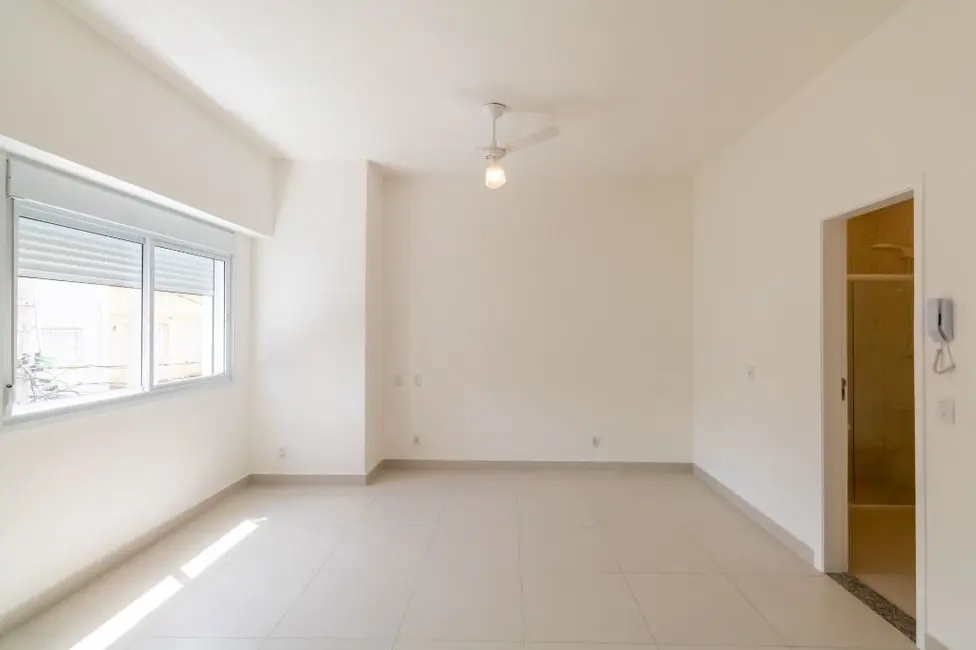 Kitnet com 1 quarto para alugar, 35m2 em Brás, São Paulo - SP - imagem 6 Foto 6 de Kitnet com 1 quarto para alugar, 35m2 em Brás, São Paulo - SP
