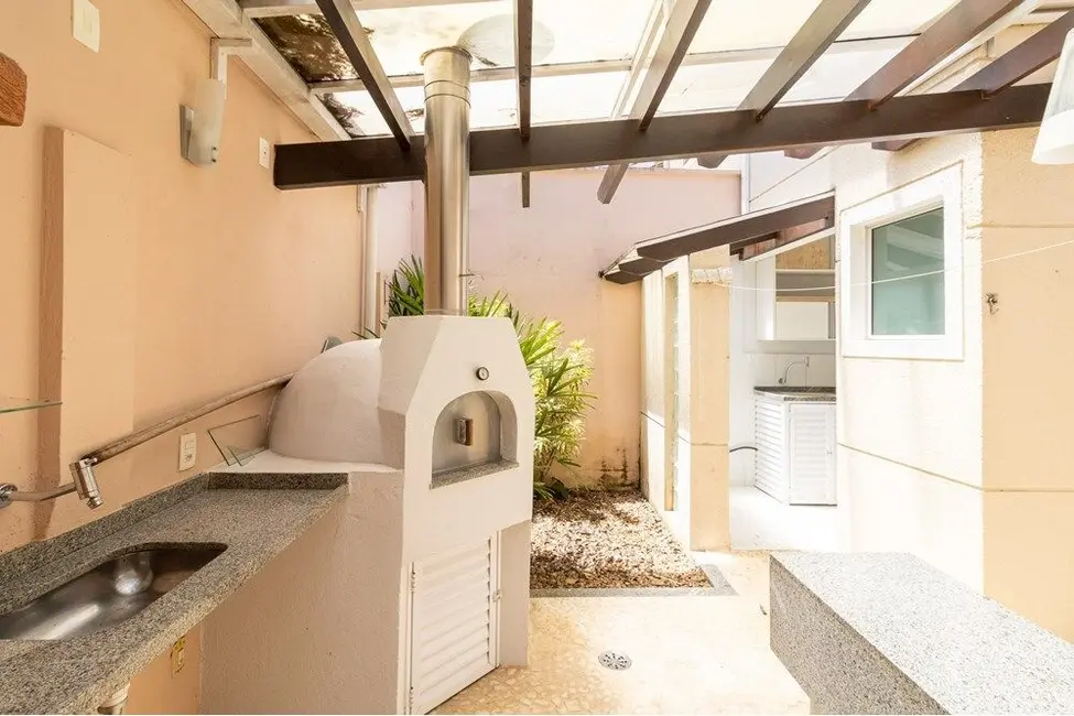 Foto 9 de Casa de Condomínio com 4 quartos à venda, 110m2 em Jardim Passárgada I, Cotia - SP