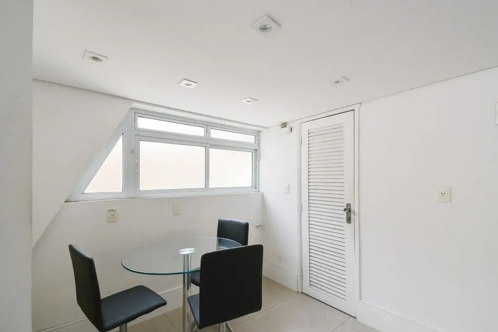 Apartamento com 1 quarto à venda, 47m2 em Vila Nova Conceição, São Paulo - SP - imagem 5 Foto 5 de Apartamento com 1 quarto à venda, 47m2 em Vila Nova Conceição, São Paulo - SP