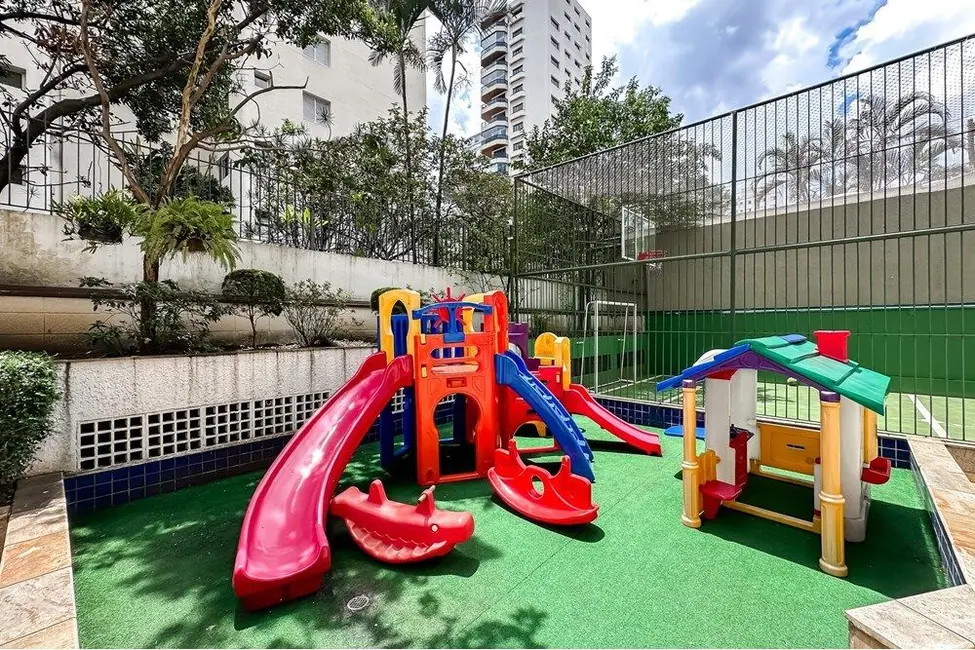 Foto 5 de Apartamento com 2 quartos à venda, 78m2 em Moema, São Paulo - SP
