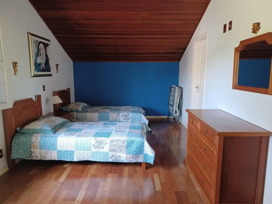 Casa com 3 quartos à venda, 543m2 em Aguas De Lindoia - SP - imagem 8 Foto 8 de Casa com 3 quartos à venda, 543m2 em Aguas De Lindoia - SP