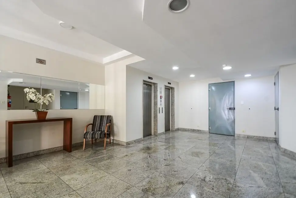 Apartamento com 2 quartos à venda, 60m2 em Vila Nova Conceição, São Paulo - SP - imagem 9 Foto 9 de Apartamento com 2 quartos à venda, 60m2 em Vila Nova Conceição, São Paulo - SP