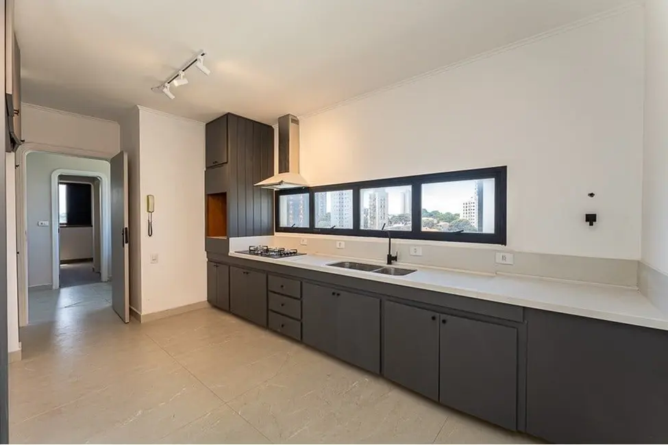 Foto 2 de Apartamento com 3 quartos à venda, 180m2 em Vila Alexandria, São Paulo - SP