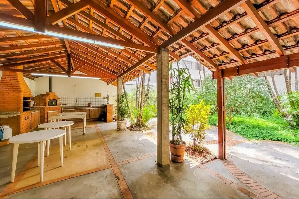 Apartamento com 3 quartos à venda, 190m2 em Aclimação, São Paulo - SP - imagem 6 Foto 6 de Apartamento com 3 quartos à venda, 190m2 em Aclimação, São Paulo - SP