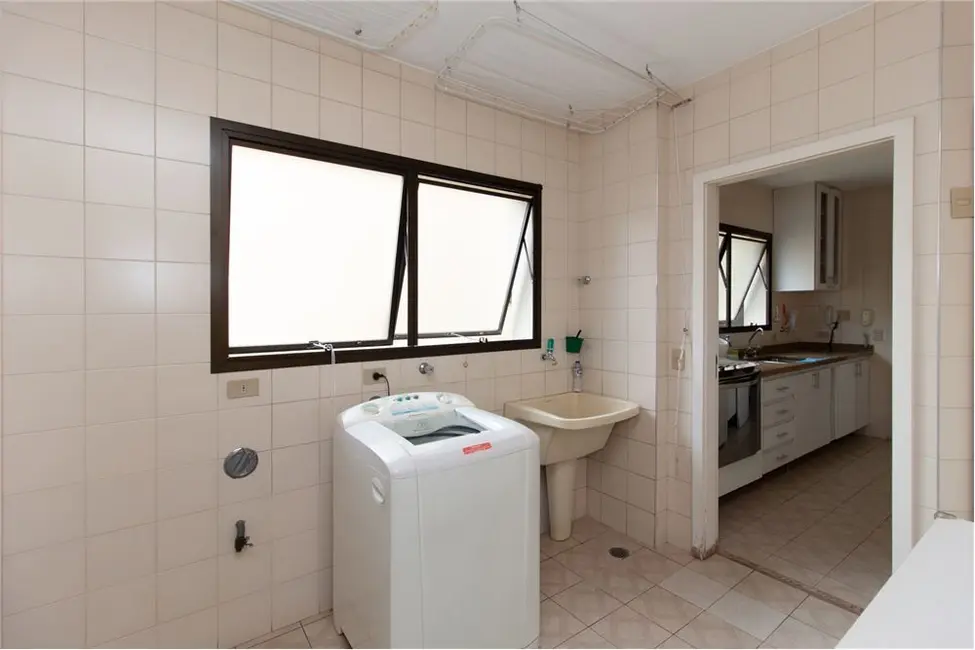 Apartamento com 4 quartos à venda, 192m2 em Campo Belo, São Paulo - SP - imagem 8 Foto 8 de Apartamento com 4 quartos à venda, 192m2 em Campo Belo, São Paulo - SP