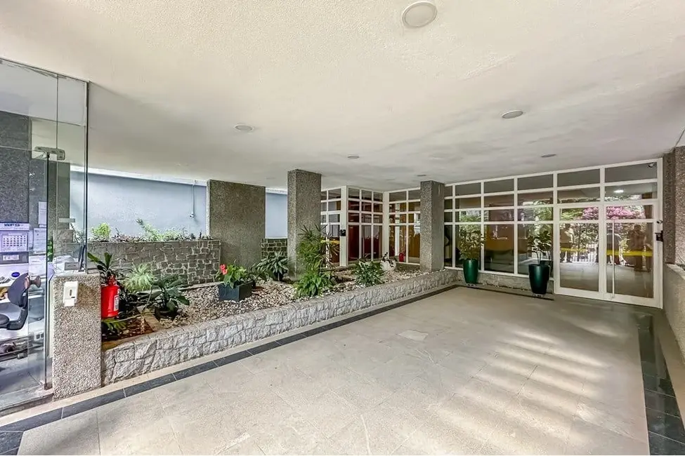 Apartamento com 3 quartos à venda, 135m2 em Jardim Paulista, São Paulo - SP - imagem 5 Foto 5 de Apartamento com 3 quartos à venda, 135m2 em Jardim Paulista, São Paulo - SP