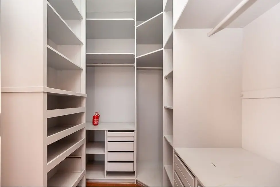 Apartamento com 4 quartos à venda, 195m2 em Chácara Santo Antônio (Zona Sul), São Paulo - SP - imagem 3 Foto 3 de Apartamento com 4 quartos à venda, 195m2 em Chácara Santo Antônio (Zona Sul), São Paulo - SP