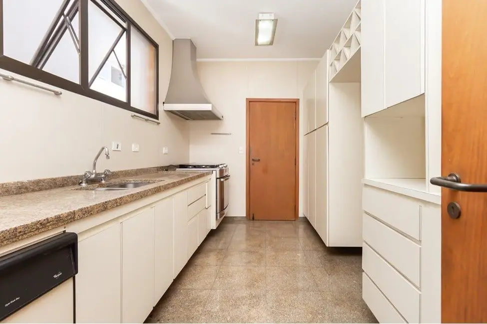 Apartamento com 4 quartos à venda, 195m2 em Chácara Santo Antônio (Zona Sul), São Paulo - SP - imagem 2 Foto 2 de Apartamento com 4 quartos à venda, 195m2 em Chácara Santo Antônio (Zona Sul), São Paulo - SP