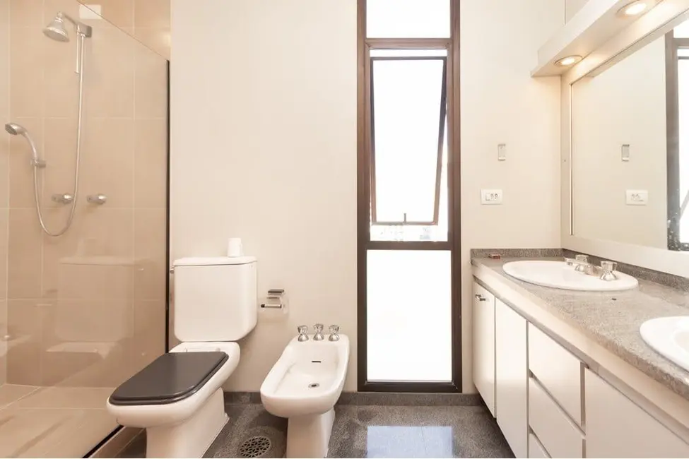 Apartamento com 4 quartos à venda, 195m2 em Chácara Santo Antônio (Zona Sul), São Paulo - SP - imagem 6 Foto 6 de Apartamento com 4 quartos à venda, 195m2 em Chácara Santo Antônio (Zona Sul), São Paulo - SP