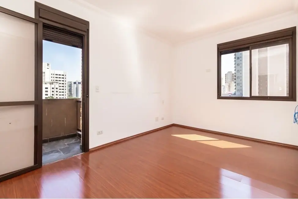 Apartamento com 4 quartos à venda, 195m2 em Chácara Santo Antônio (Zona Sul), São Paulo - SP - imagem 9 Foto 9 de Apartamento com 4 quartos à venda, 195m2 em Chácara Santo Antônio (Zona Sul), São Paulo - SP