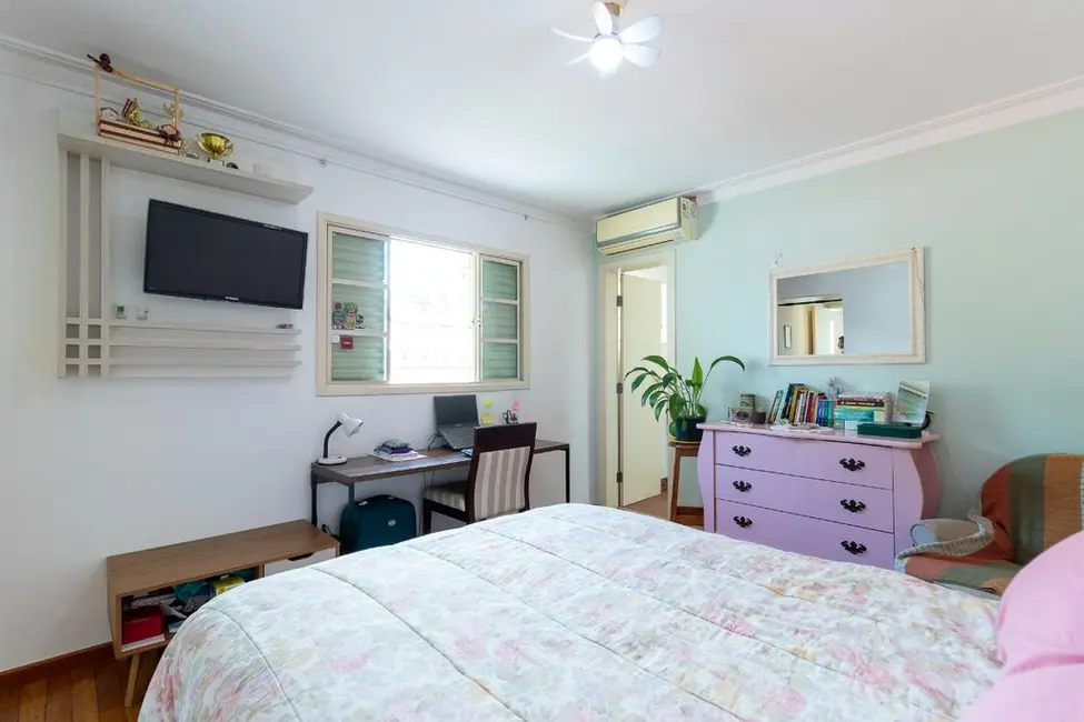 Casa de Condomínio com 3 quartos à venda, 163m2 em Parque Jabaquara, São Paulo - SP - imagem 3 Foto 3 de Casa de Condomínio com 3 quartos à venda, 163m2 em Parque Jabaquara, São Paulo - SP