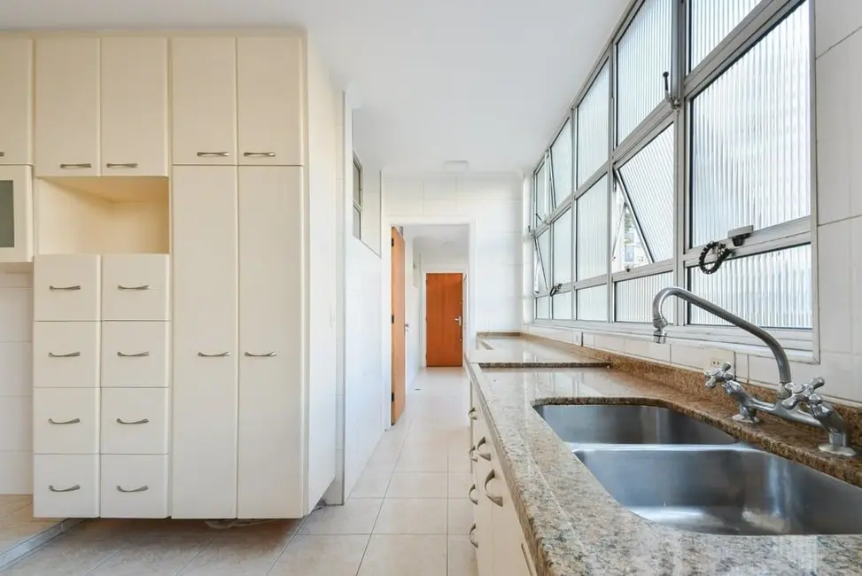 Foto 6 de Apartamento com 3 quartos à venda, 183m2 em Jardim Paulista, São Paulo - SP