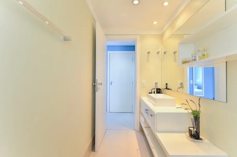 Apartamento com 3 quartos à venda, 250m2 em Planalto Paulista, São Paulo - SP - imagem 4 Foto 4 de Apartamento com 3 quartos à venda, 250m2 em Planalto Paulista, São Paulo - SP