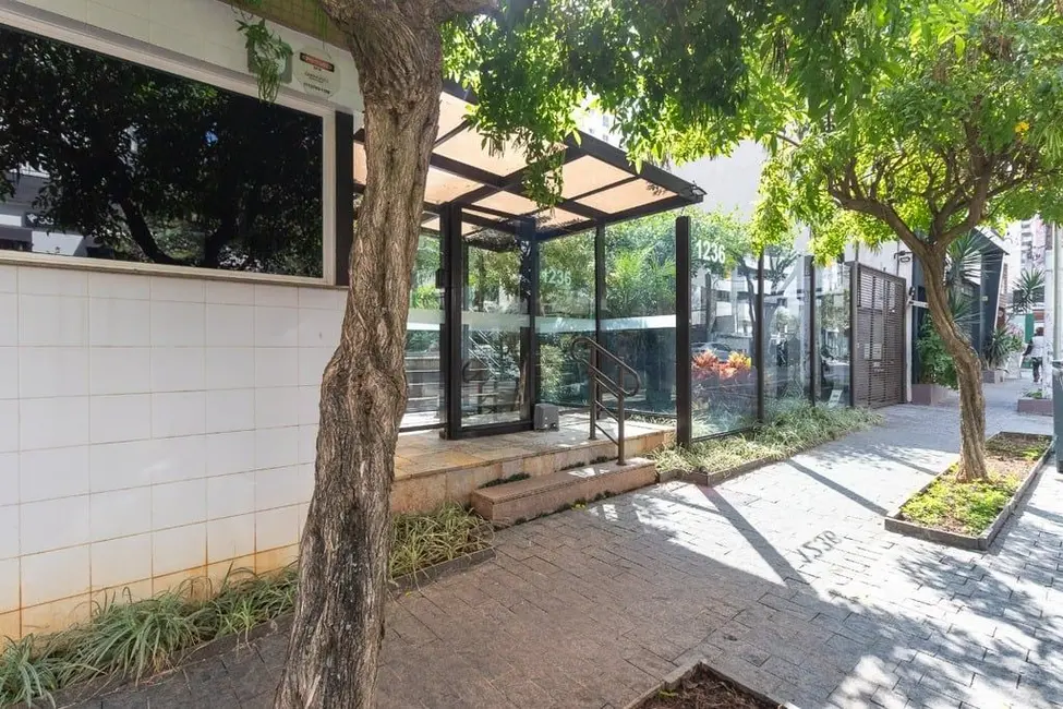 Apartamento com 3 quartos à venda, 122m2 em Moema, São Paulo - SP - imagem 9 Foto 9 de Apartamento com 3 quartos à venda, 122m2 em Moema, São Paulo - SP