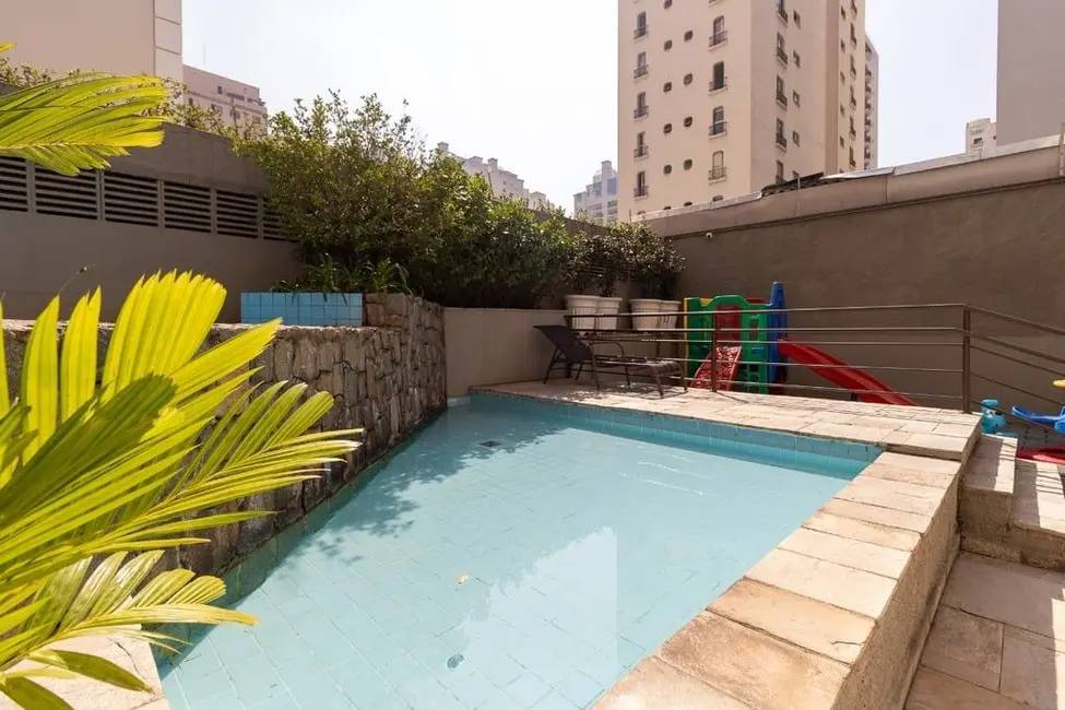 Apartamento com 3 quartos à venda, 122m2 em Moema, São Paulo - SP - imagem 2 Foto 2 de Apartamento com 3 quartos à venda, 122m2 em Moema, São Paulo - SP