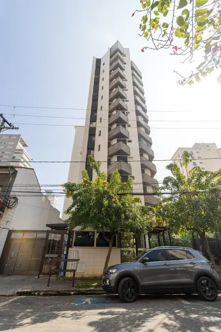 Apartamento com 3 quartos à venda, 122m2 em Moema, São Paulo - SP - imagem 8 Foto 8 de Apartamento com 3 quartos à venda, 122m2 em Moema, São Paulo - SP