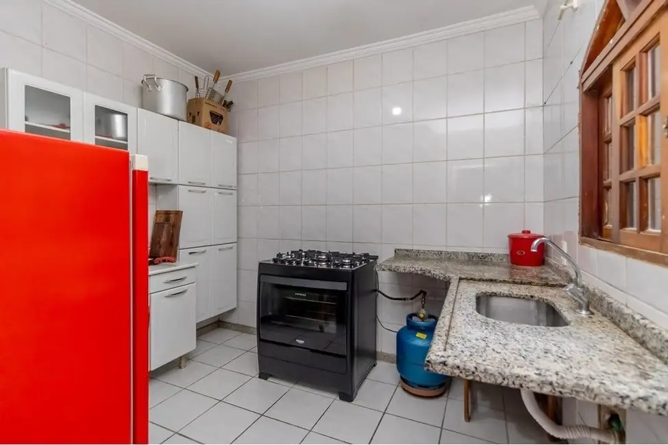 Foto 2 de Casa de Condomínio com 3 quartos à venda, 211m2 em Vila Graciosa, São Paulo - SP