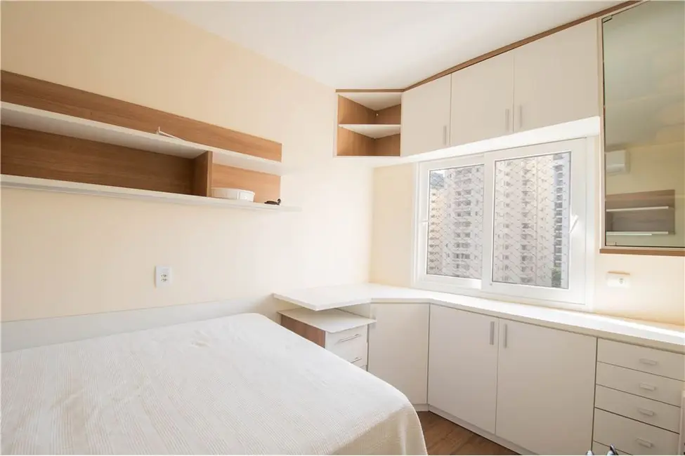 Apartamento com 3 quartos à venda, 110m2 em Vila Olímpia, São Paulo - SP - imagem 2 Foto 2 de Apartamento com 3 quartos à venda, 110m2 em Vila Olímpia, São Paulo - SP