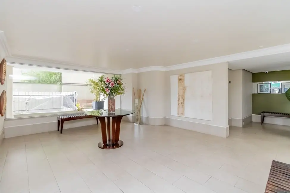 Foto 3 de Apartamento com 2 quartos à venda, 81m2 em Vila Nova Conceição, São Paulo - SP